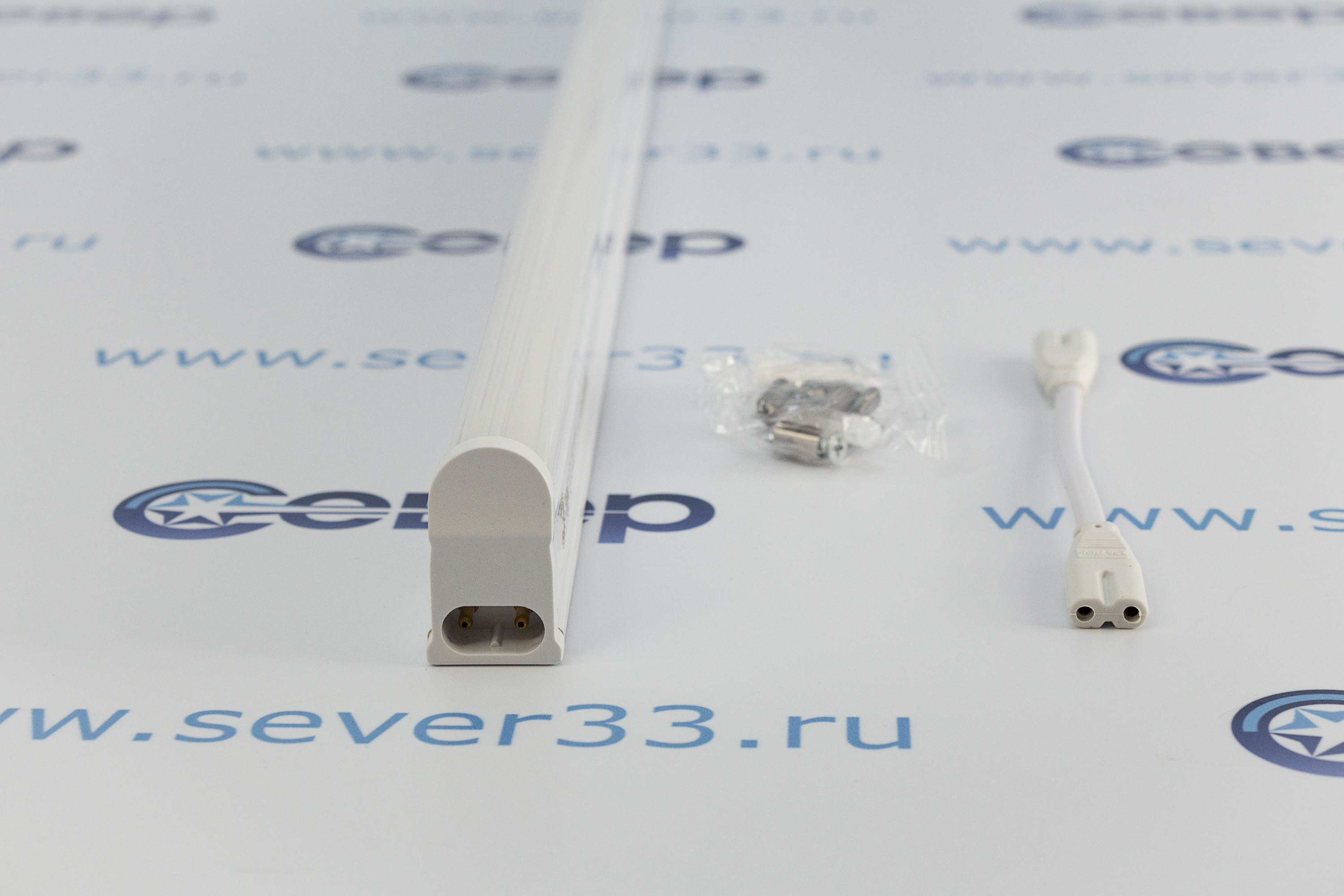 Светильник светодиодный ЭРА LLED-01-14Вт-6500-W 1022х22х33_1