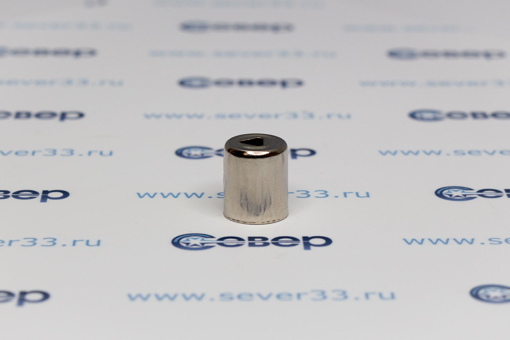 Колпачок от магнетрона к СВЧ 15mm круг. (треуг.отверстие)_1