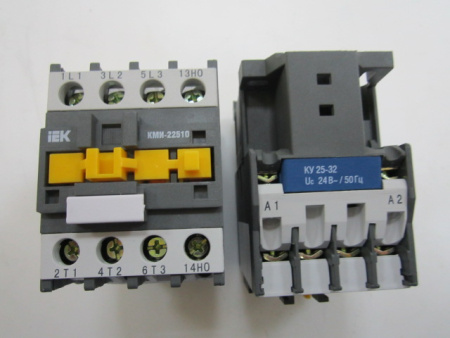 Контактор IEK КМИ-22510 25А NO 24V | Продажа, монтаж и обслуживание холодильного оборудования | Север33